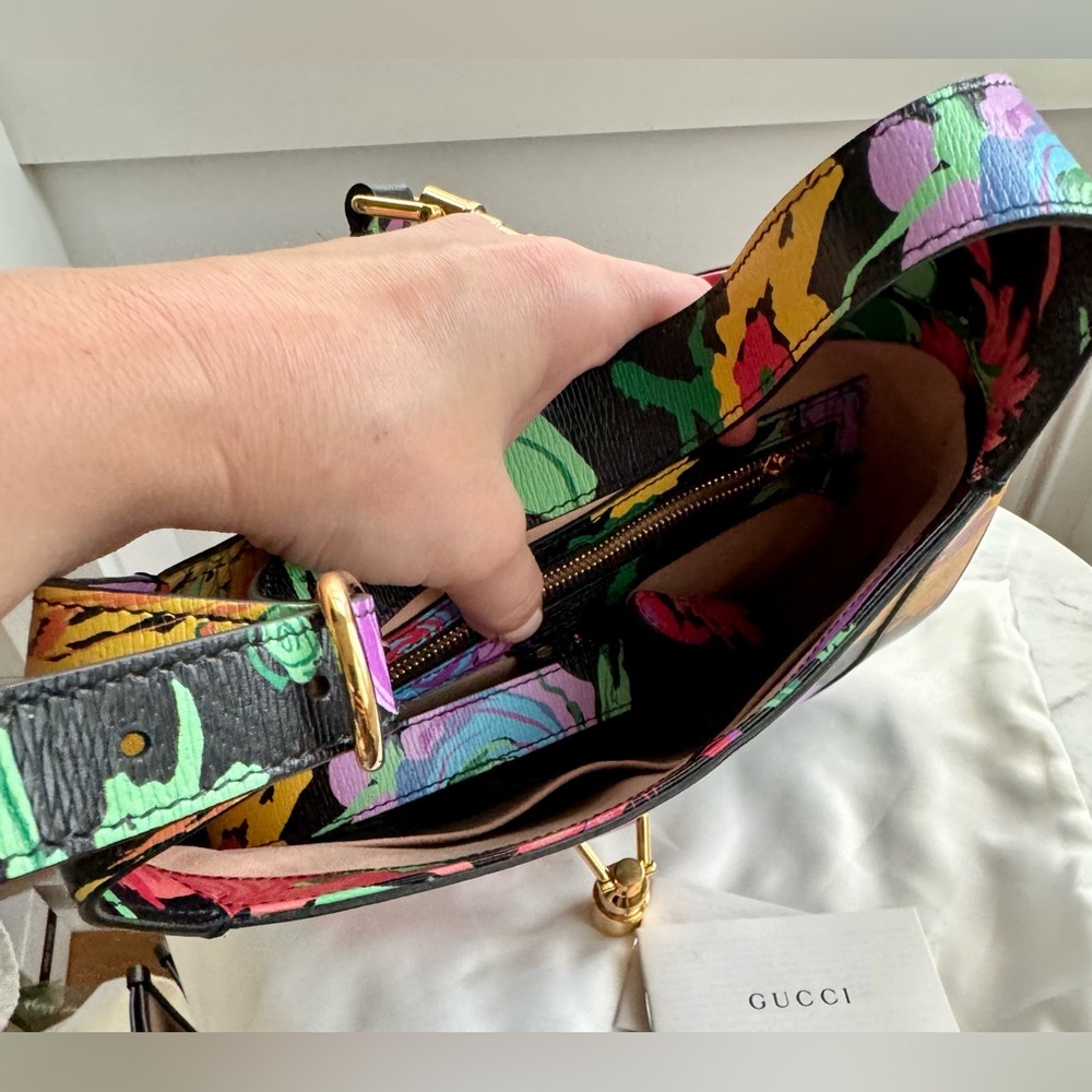 Gucci Bag - Picture 10 of 12